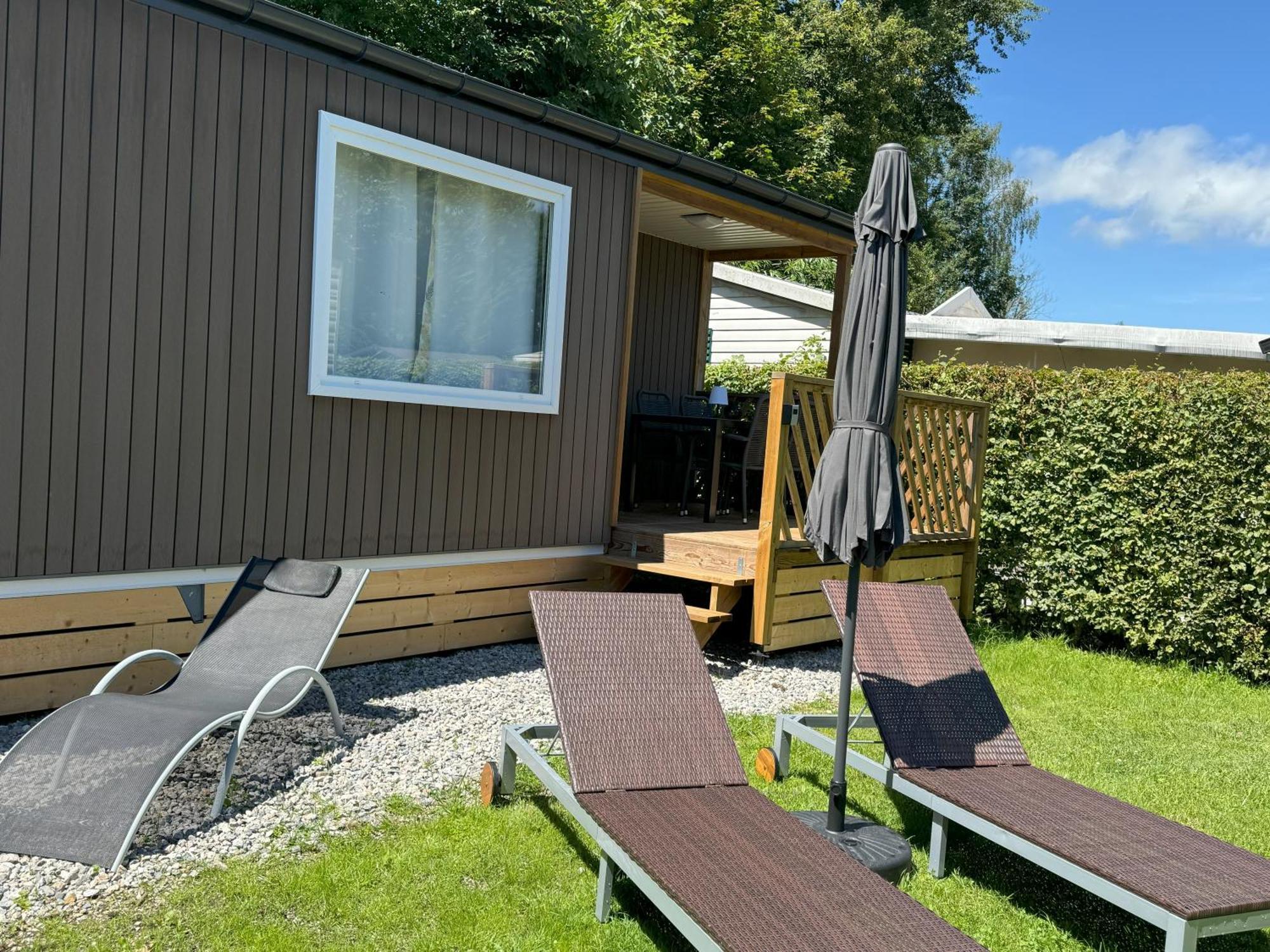 Am See 90 Seekirchen am Wallersee Habitación foto